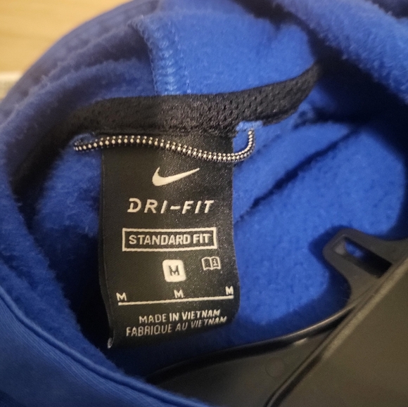 Nike Boys Dri Fit Sweatshirt- Size Medium - Picture 3 of 3